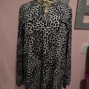 Jones New York Animal Print Blouse Size XL